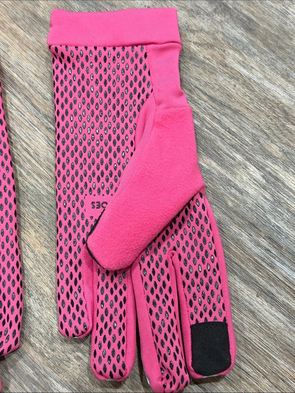 ReflectoES Pink and Silver Reflective Gloves